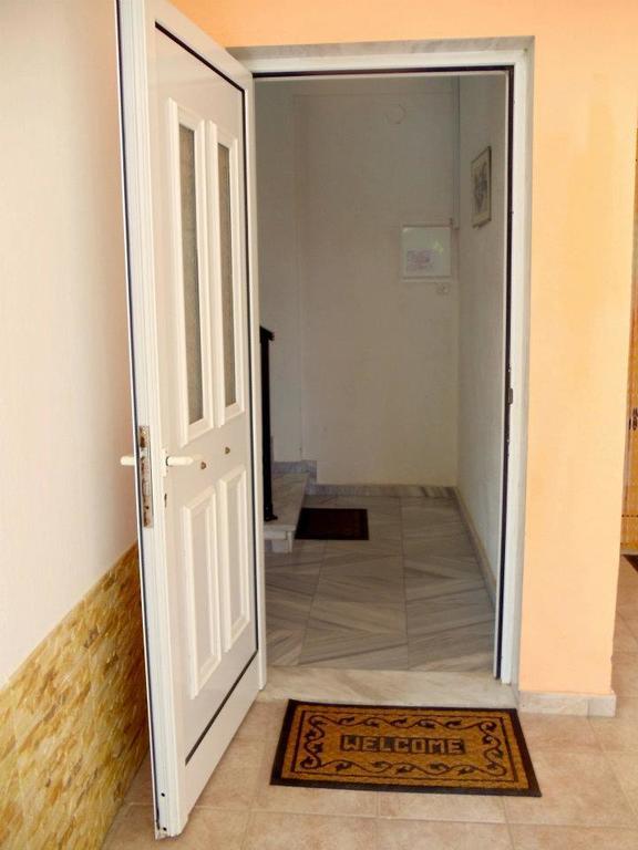 Socrates Apartments Olympiakí Aktí Dış mekan fotoğraf