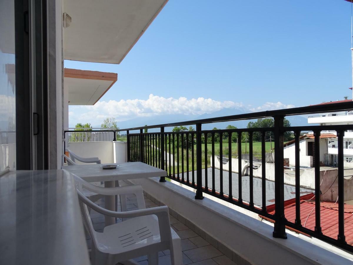 Socrates Apartments Olympiakí Aktí Dış mekan fotoğraf