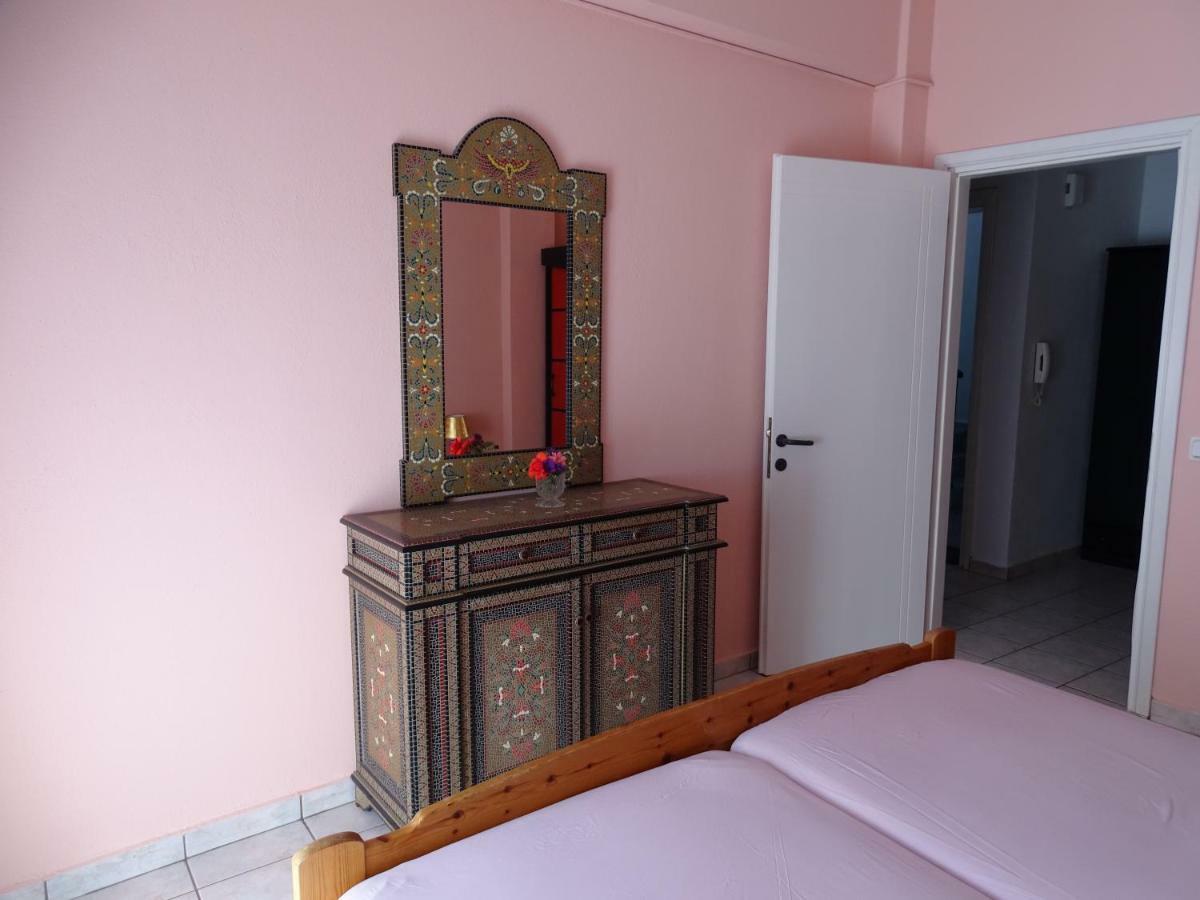 Socrates Apartments Olympiakí Aktí Dış mekan fotoğraf